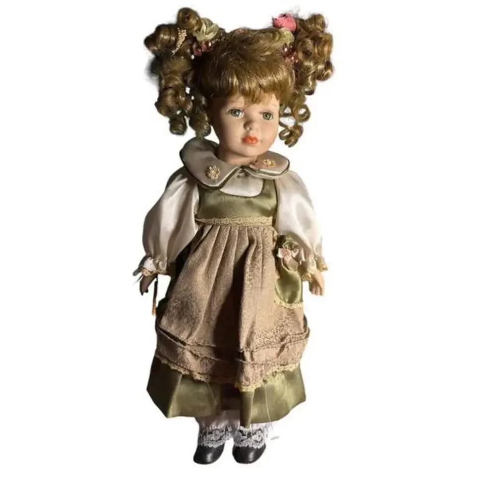 porcelain doll vintage 15” sandy brown hair